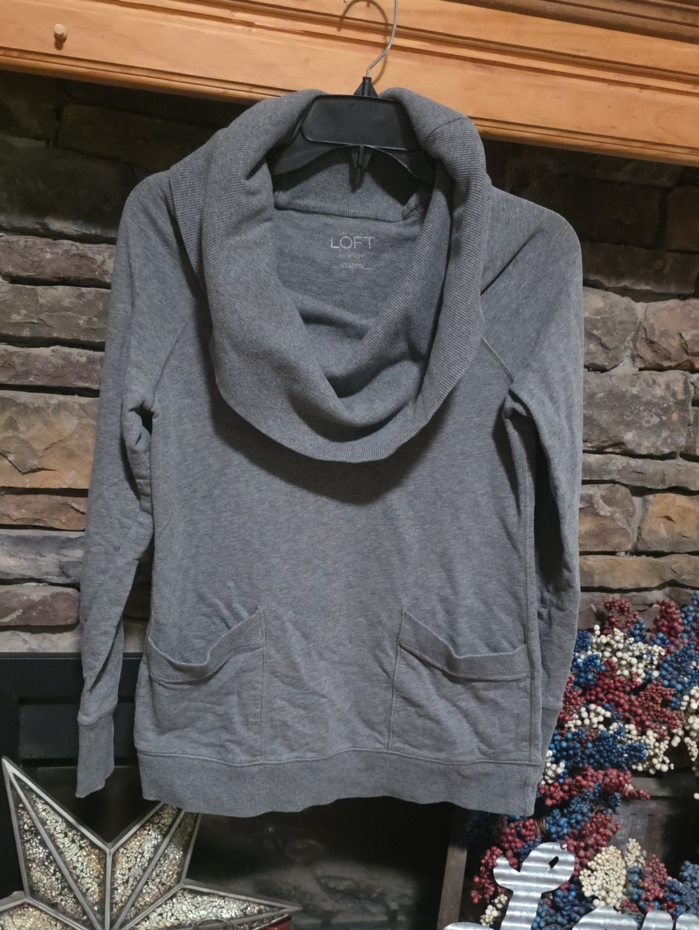 Loft Lounge Cowl Neck Pull Over Sz S